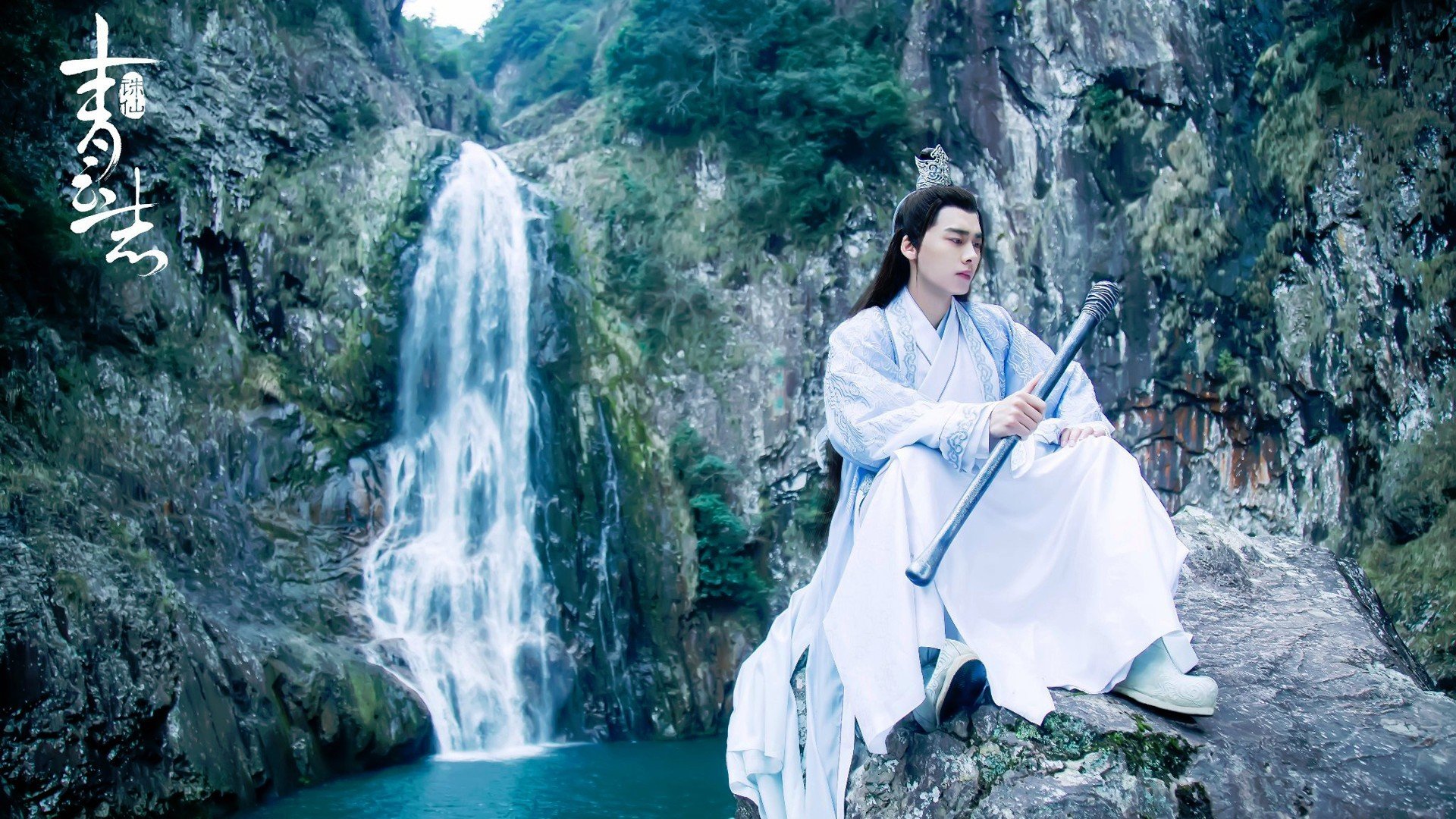 冬奥体验中心开放吸引大量青少年参与，冬奥会体验中心