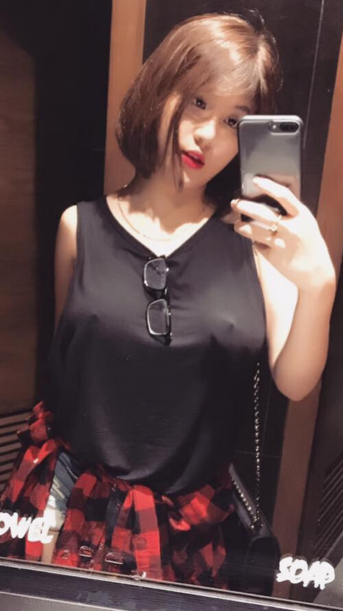 开云官方-赛事主视觉设计融合地方元素，大型运动赛事的视觉元素设计如何与地域文化相结合