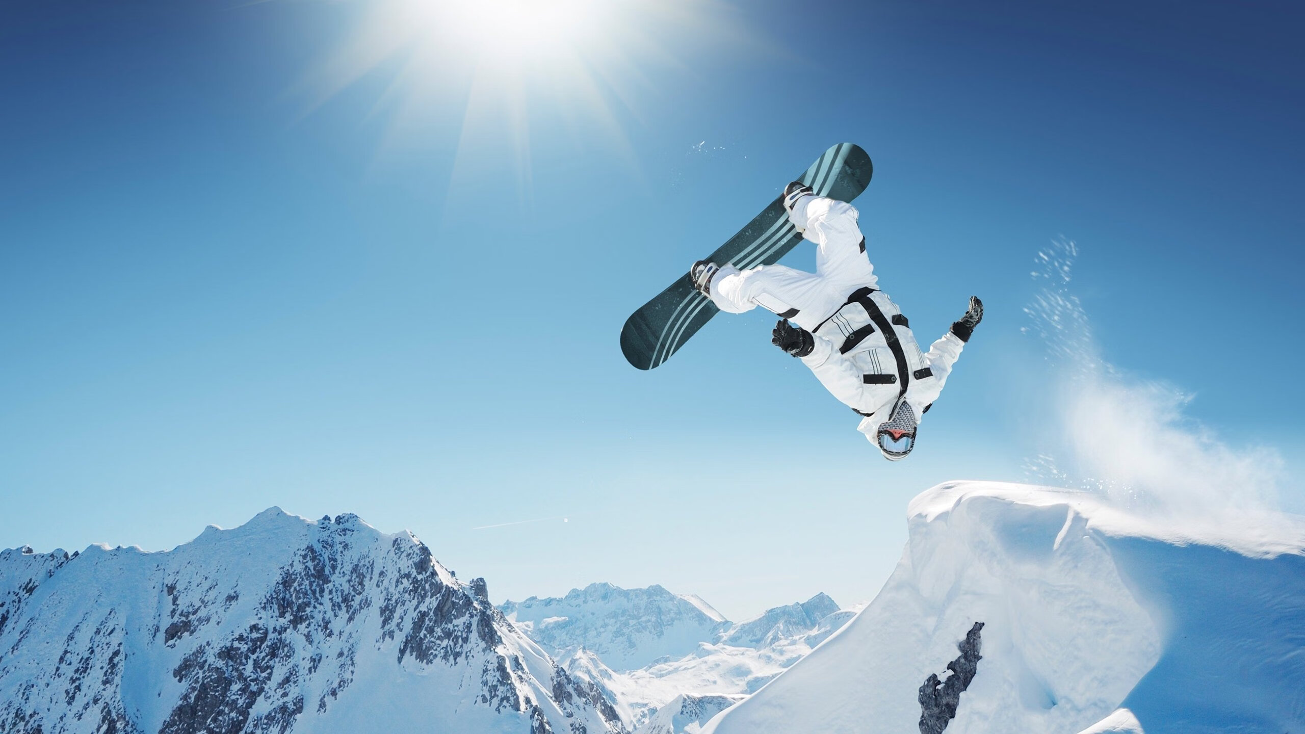 世界杯激情不断：精彩瞬间点燃球迷！，世界杯经典视频