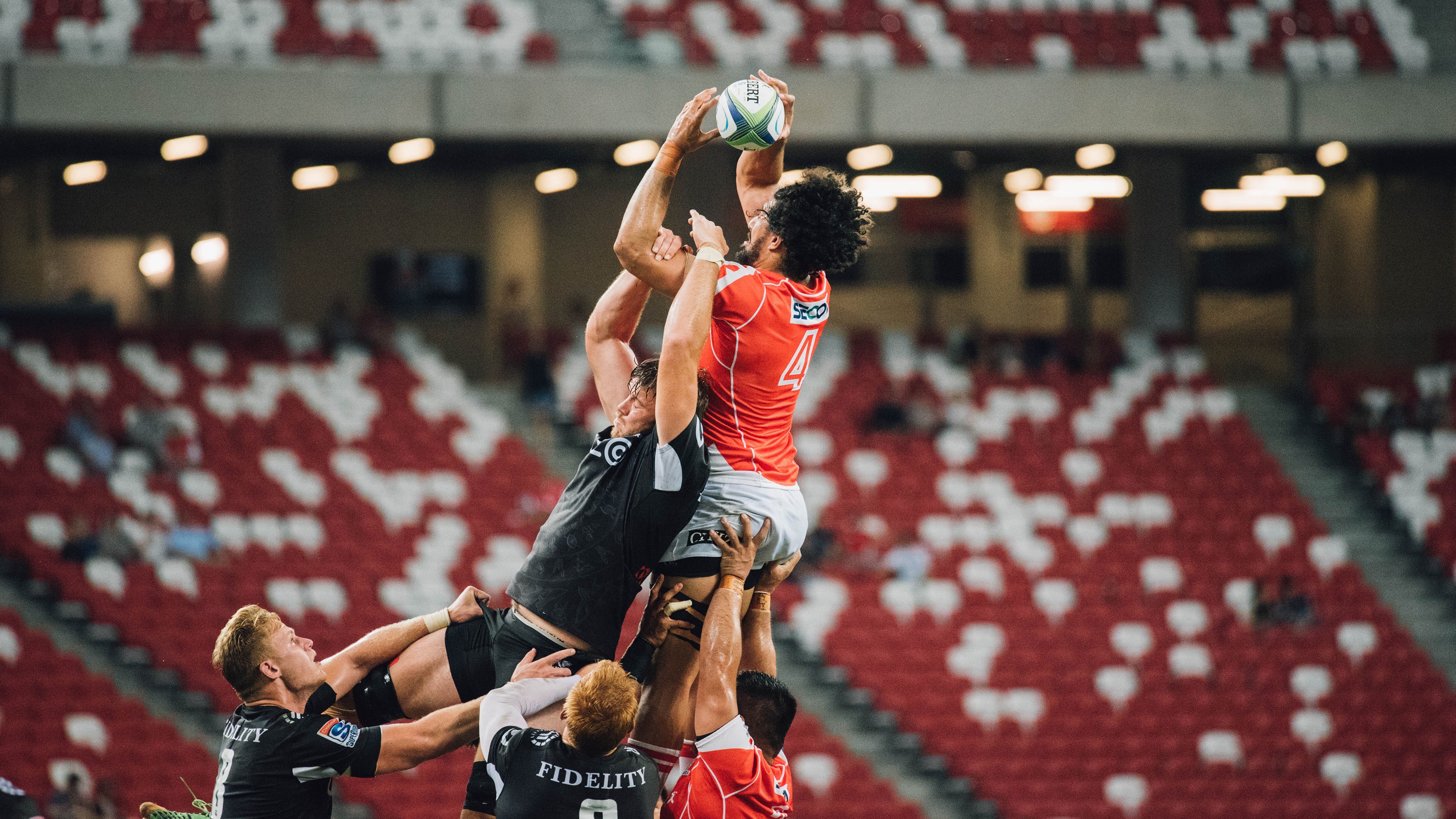 开云esports-“裁判背后：那些鲜为人知的判罚内幕”，裁判被罚下