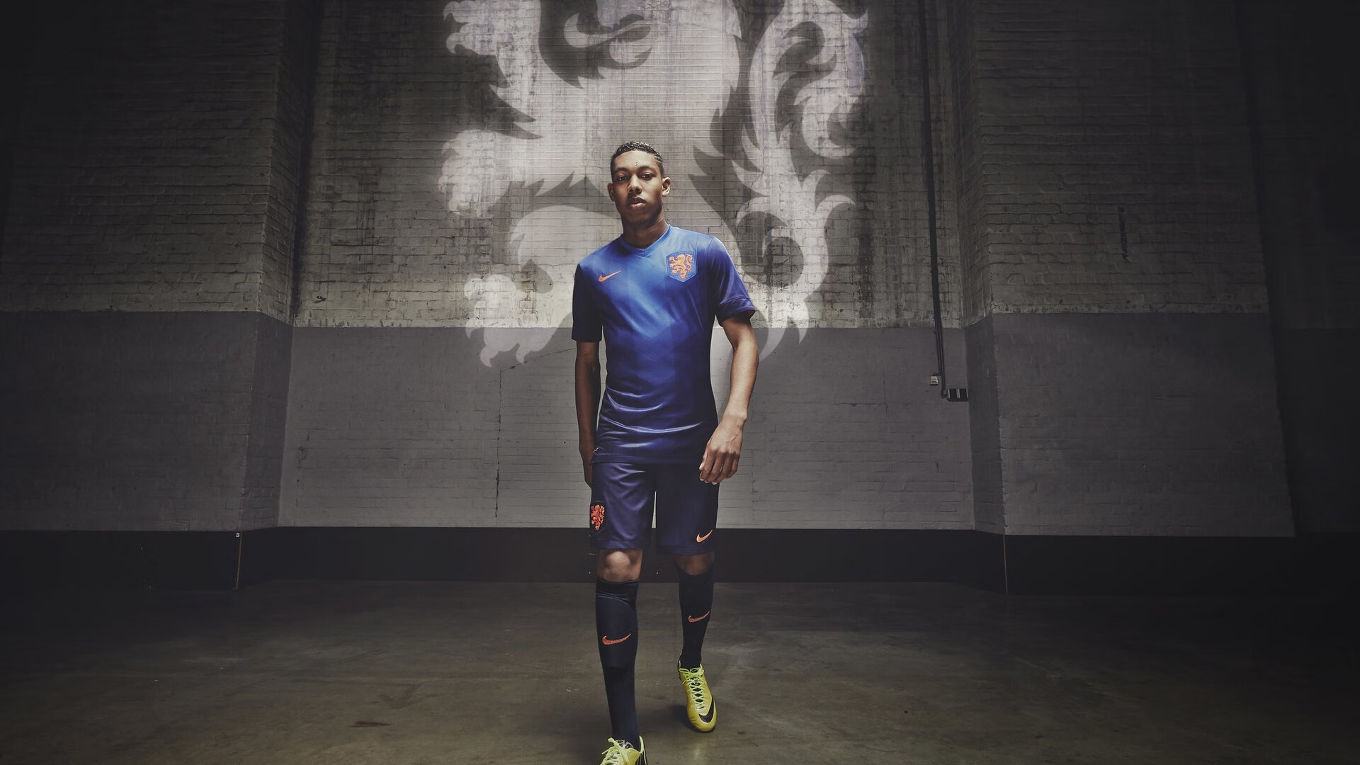 开云电竞平台-德甲精彩场次，数据背后隐藏的战术思路与应变能力，德甲赛制介绍